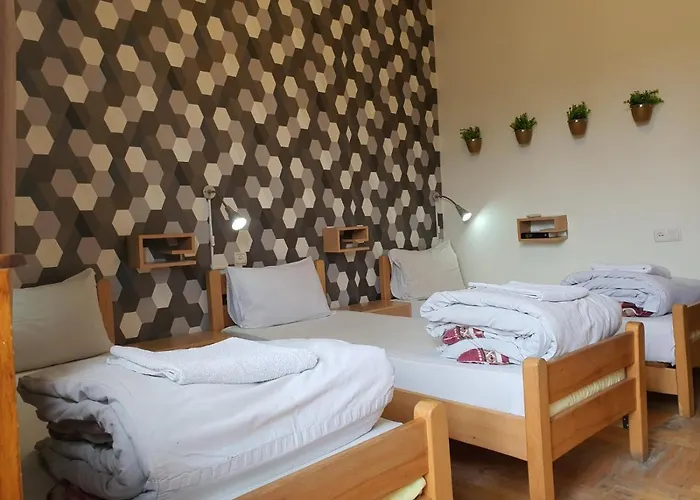 Envoy Hostel And Tours